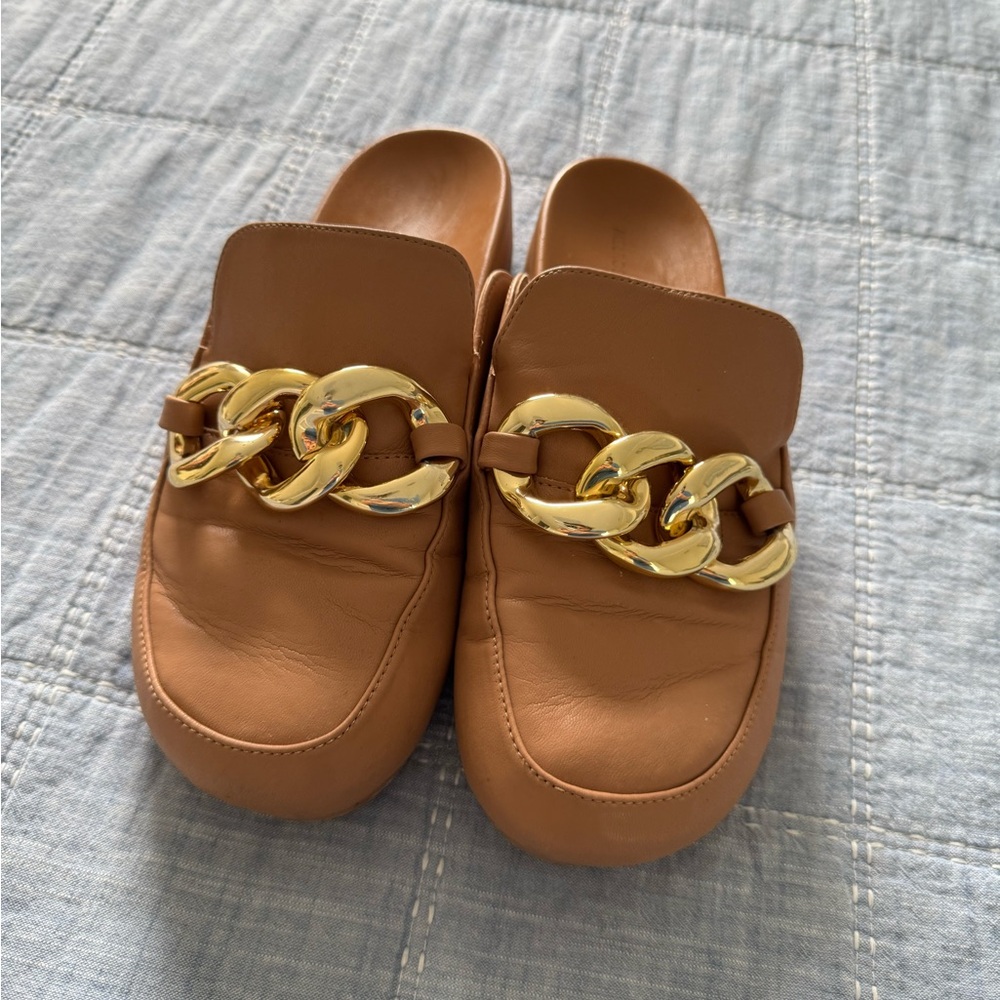 Melrose and market Elegant Tan Loafers with Gold Chain Shoes Brown Leather Sz 9